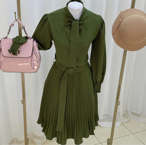 Imagem 8 de 9 de Vestido Midi Plissado Verde Musgo