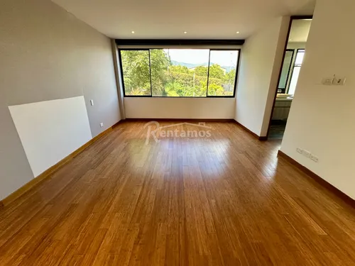 Casa En Arriendo En Loma Del Atravesado. Cod A776184