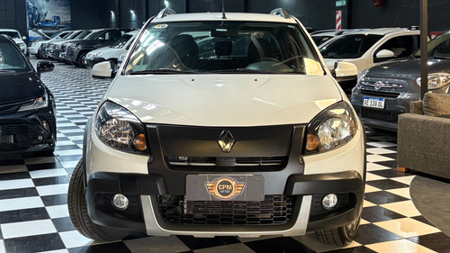 Renault Sandero Stepway 1.6 Privilege Nav 105cv