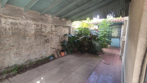 Casa En Venta En Castelar