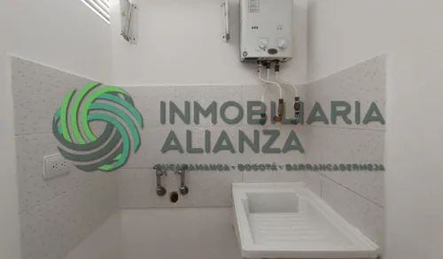 Apartamento En Arriendo En Comuneros. Cod A16560