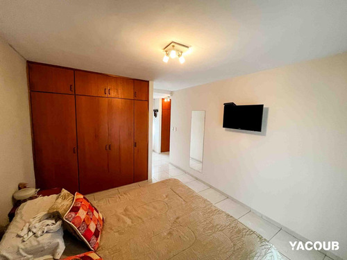 Casa En Venta - 3 Dormitorios 3 Baños - 300mts2 - Lisandro Olmos
