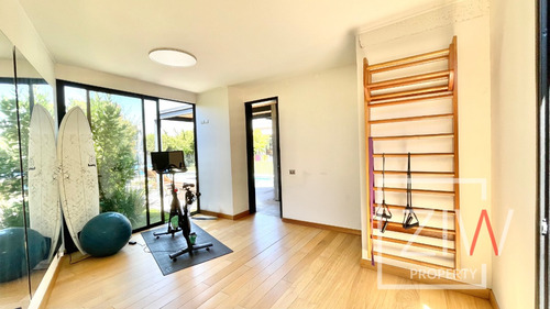 Mediterránea 450m2 Condominio La Dehesa 5d 5b - Ziw Property