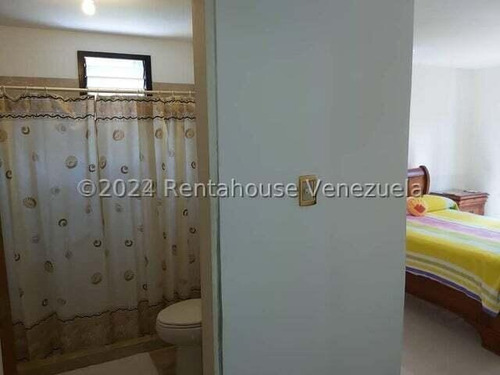 Apartamento En Alquiler, Colinas De La Tahona #24-26858