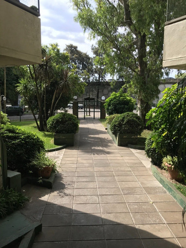 Imagen 2 de 26 de Departamento 3 Ambientes Con Balcón. Martínez.