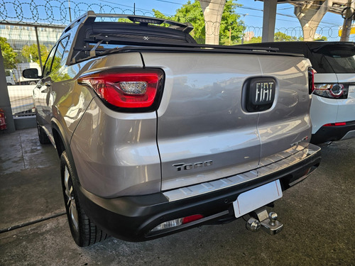 Fiat Toro 2.0 Volcano 4x4 Aut. 4p