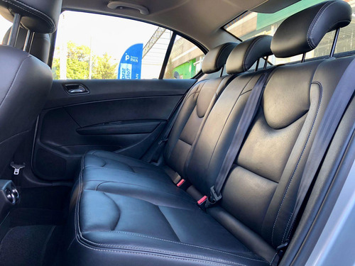 Peugeot 408 Sedan Allure 2.0 Flex 16V 4p Aut.