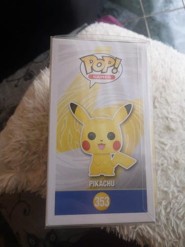 Pikachu Flocked Funko Pop Original (Usado)