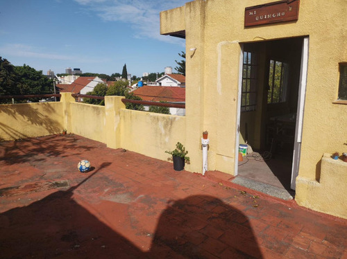 Casa 4 Amb. En Esquina Garaje Lavadero Terraza