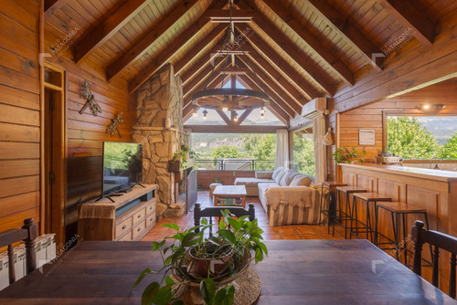 Casa En Venta En Barrio Alihuen Bajo, San Martín De Los Andes, Neuquén, Patagonia Argentina