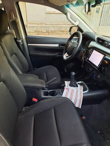 Toyota -hilux - 4x4 - Sr - 2020