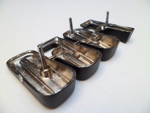 Insignia Emblema En Guardabarros F-350 Ford 74/82 Metalica