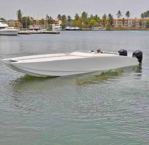Imagen 3 de 12 de Catamaran Racing Hellcat 30 Lv2347