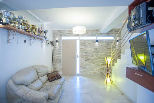 Venta Duplex 2 Dormitorios Los Hornos La Plata