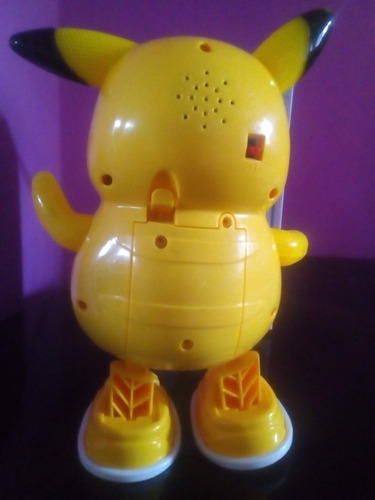 Imagen 2 de 5 de Pikachu Bailarín De Juguete - 9/10 En Caja Orginal