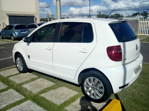 Volkswagen Fox 1.0 Vht Trend Total Flex 5p 2012