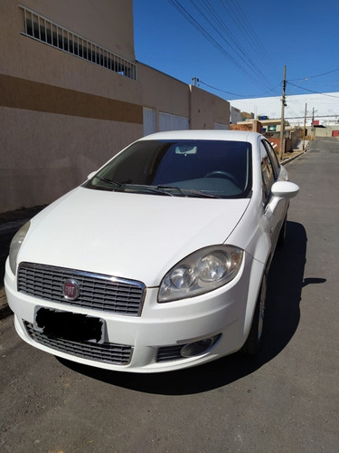 Fiat Linea 1.8 Essence 2013 Branco Completo Ar Digital