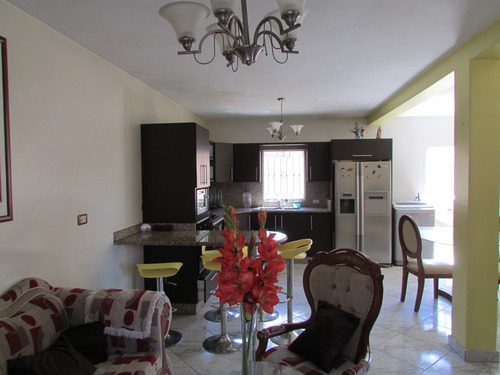 Imagen 2 de 14 de Rv Vende Hermoso Town House En Aves De Paraiso, San Diego