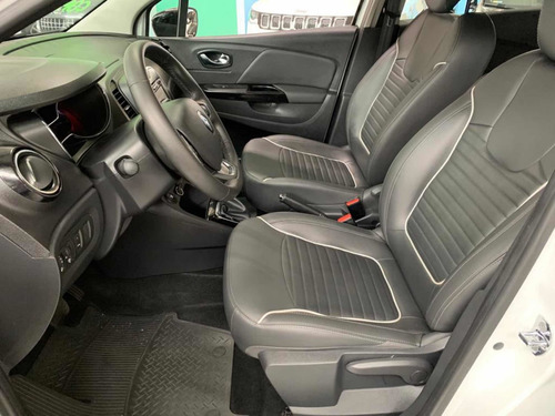 Imagem 10 de 14 de Renault Captur 2019 1.616v Intense Sce X-tronic 5p