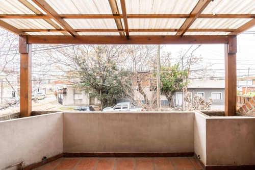 Imagen 20 de 30 de Casa 4 Amb Excelente C/ Parrila- Patio- Cochera