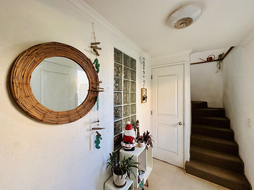 En Venta Hermosa Casa Con Piscina, Padre Hurtado