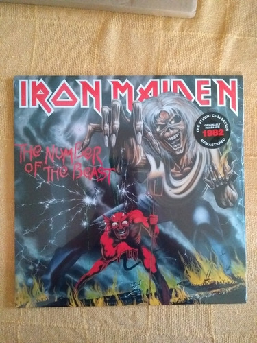 Imagem 1 de 2 de Lp Iron Maiden The Number Of The Beast