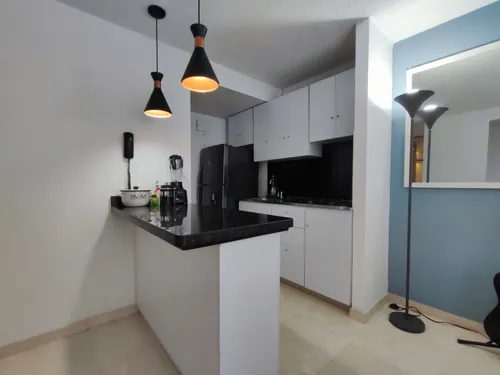 Apartamento En Arriendo En Prados Del Este. Cod A30713