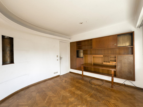 Amplisimo Departamento Refaccionado En Venta Con Cochera - Recoleta