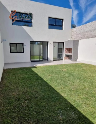Imagen 8 de 21 de Casa En Venta A Estrenar Soriano 1000 Ituzaingo