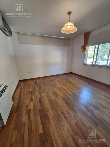 Casa En Alquiler 3 Dorm,3 Baños,cochera Doble,jardin -altos De Manantiales-