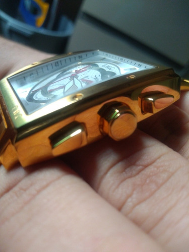 Relógio Dourado Ewc