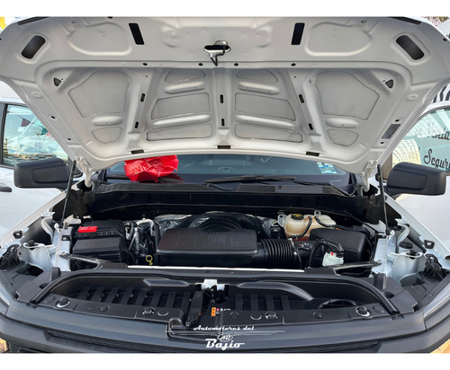 Chevrolet Silverado 5.4 2500 Doble Cabina Ls 4x2 At