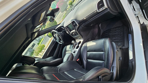 Jeep Grand Cherokee 5.7 Trailhawk 4x4 At