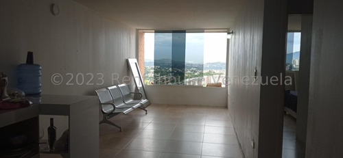 Mls # 24-10457 Apartamento En Venta En Colinas De La Tahona