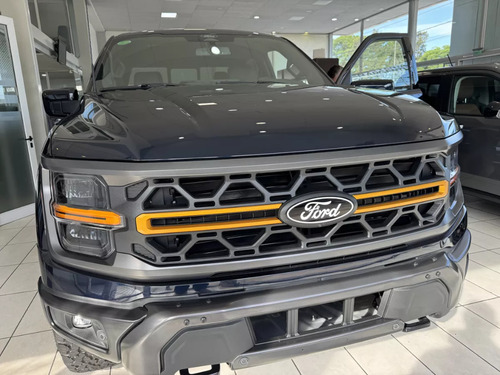 Ford F-150 5.0L V8 Tremor 4X4 At