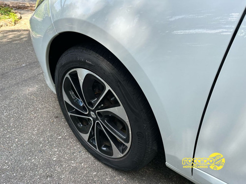 Renault Fluence Sedan Privilège 2.0 16V FLEX Aut