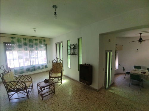 Casa Y Departamento En Venta. Apto Edificio. San Lorenzo, Santa Fe
