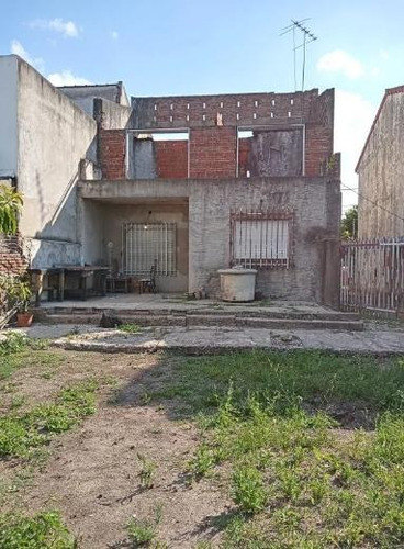 Imagen 4 de 7 de Casa - Villa Luzuriaga