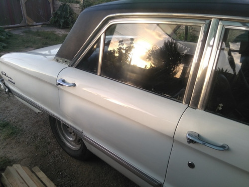 Imagen 10 de 21 de Ford Falcon Deluxe