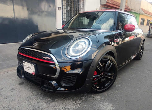 MINI John Cooper Works 2.0 Hot Chilli At