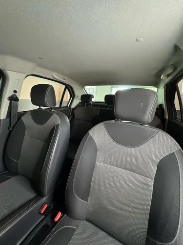 Renault Logan 1.6 Privilege / Intens