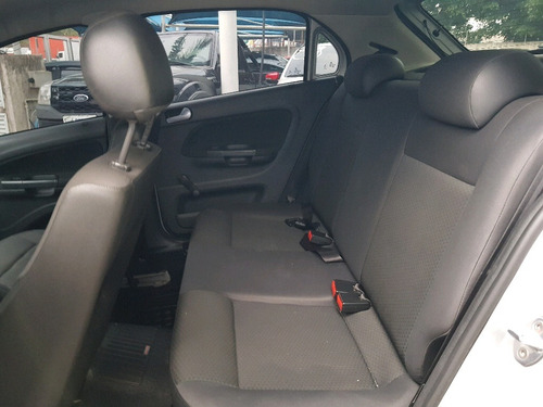 Imagem 8 de 12 de Volkswagen Gol 1.6 Msi Trendline (flex) Flex Manual