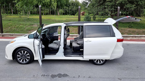 Imagen 7 de 11 de Toyota Sienna Limited 2020