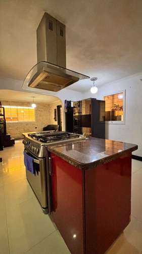 Townhouse En Vista Dorada, Buenaventura, Guatire