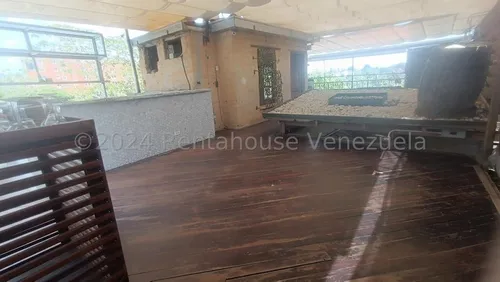 Local En Alquiler - Mls #24-26933