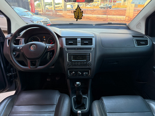 Volkswagen Fox 1.6 MSI TOTAL FLEX CONNECT 4P MANUAL