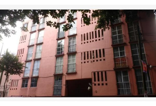 Departamento En Venta Sadi Carnot # 10, Col. San Rafael, Alc. Cuauhtemoc, Cp. 06470 Mlrc97