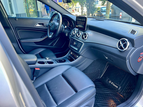 Mercedes-Benz Clase GLA 1.6 Gla200 Urban 156cv