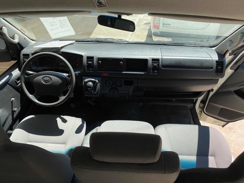 Imagen 10 de 15 de Toyota Hiace 2018 2.7 Panel Super Larga Mt