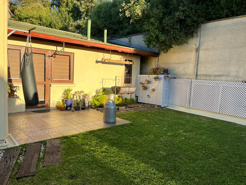 Oportunidad Única: Casa Semi-amoblada En Lomas De San Seba